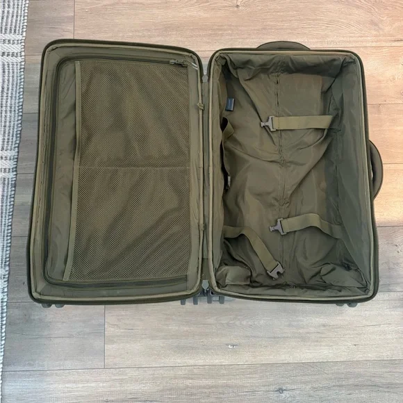 Dagne Dover Larger Seattle Carry-On - Picture 7 of 9